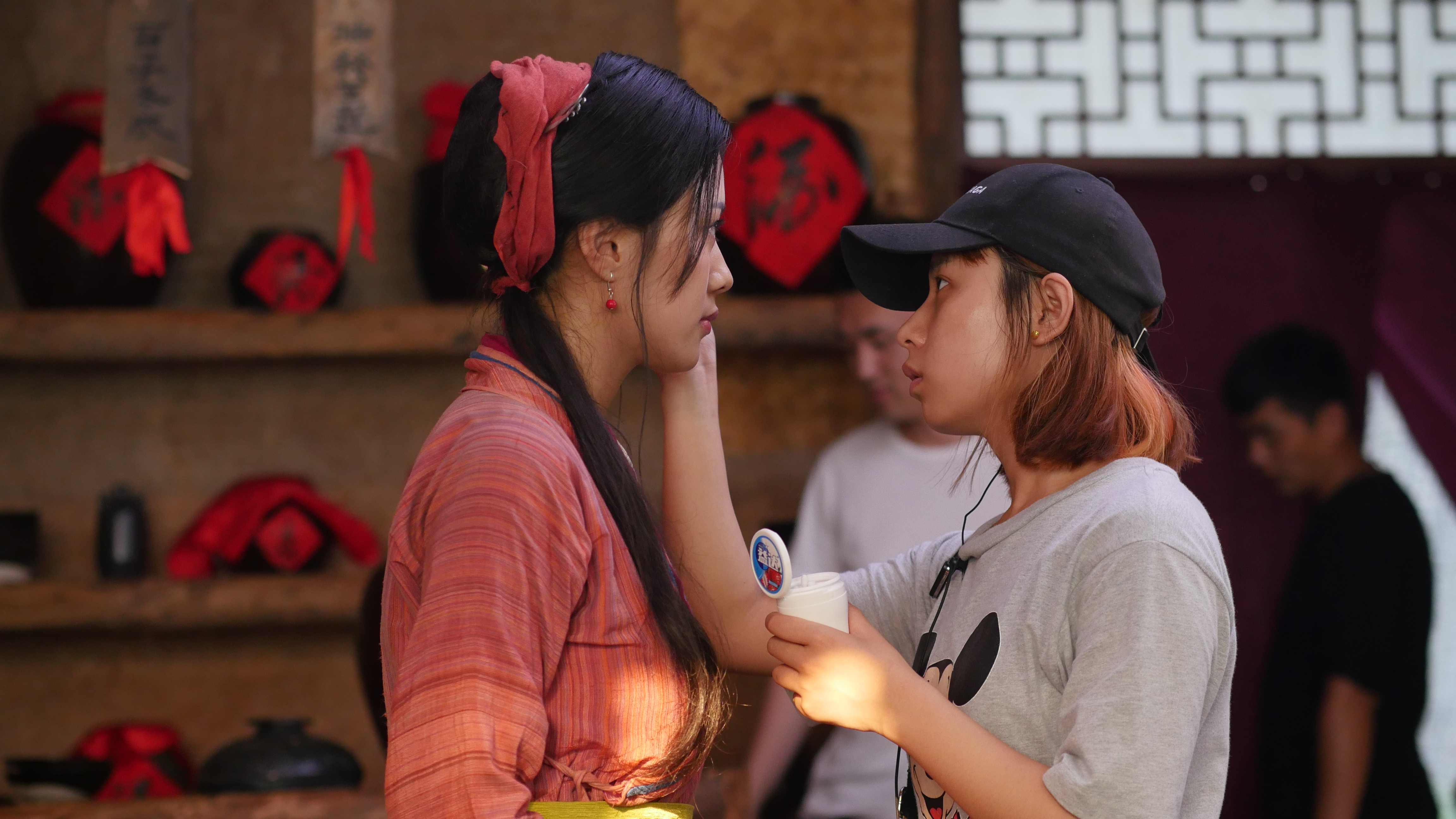 影视剧组服饰搭配师,化妆师